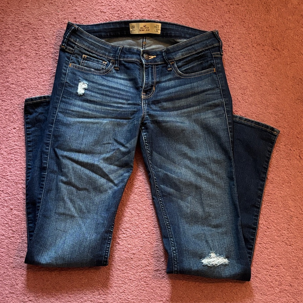 Stylish Blue Distressed Women Jeans